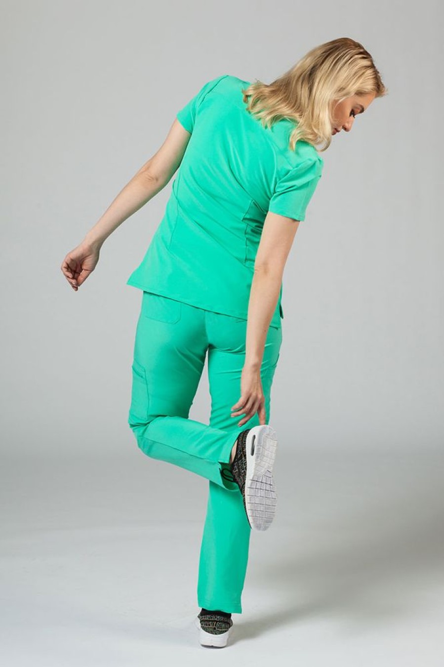 Ona Adar Medical Uniforms | Komplet Medyczny Adar Uniforms Cargo Jasnozielona (Z Bluza Notched - Elastic)