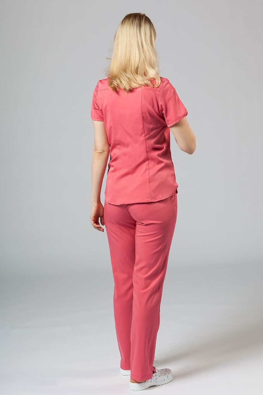 Ona Adar Medical Uniforms | Komplet Medyczny Adar Uniforms Yoga Rozowy (Z Bluza Modern - Elastic)