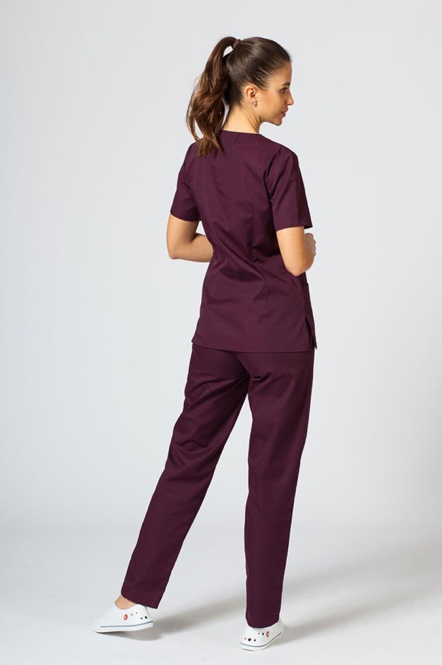 Ona Sunrise Uniforms | Spodnie Medyczne Sunrise Uniforms Basic Regular Burgundowe