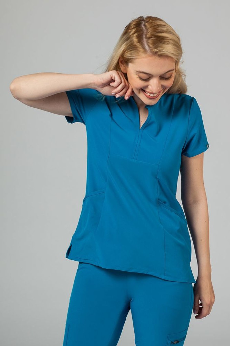 Ona Adar Medical Uniforms | Komplet Medyczny Adar Uniforms Cargo Krolewski Granat (Z Bluza Notched - Elastic)