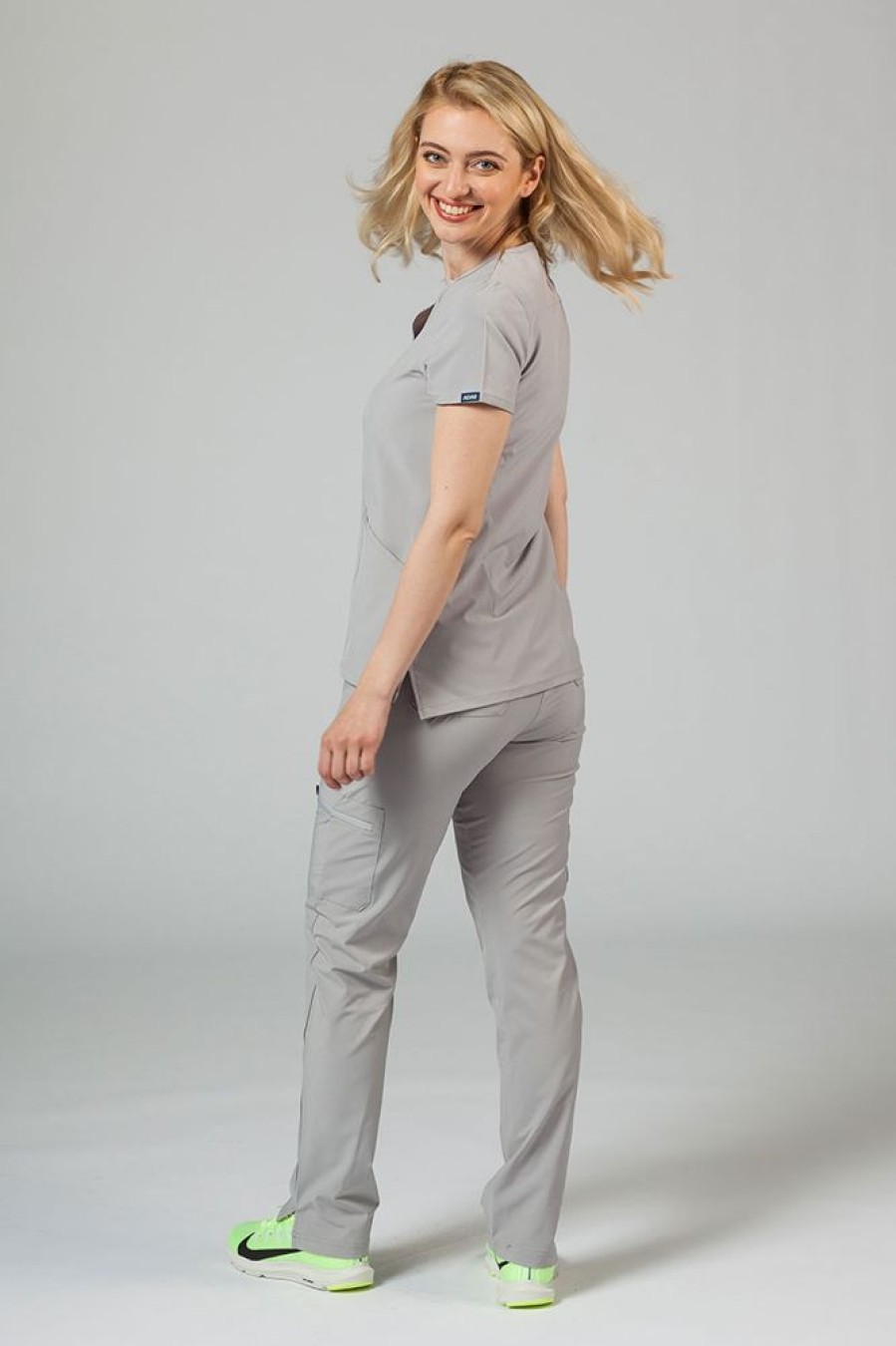 Ona Adar Medical Uniforms | Komplet Medyczny Adar Uniforms Cargo Popielaty (Z Bluza Notched - Elastic)